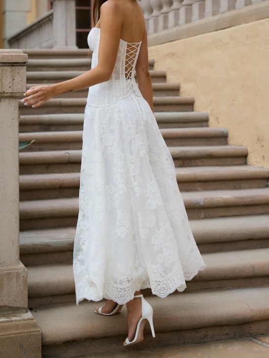 V. Chapman Dresses & Skirts - White Lace A-Line Skirt NWT